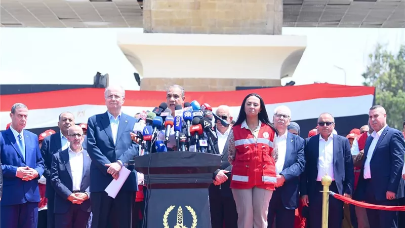 صور.. زيارة وزير الخارجية ورئيس الوزراء الفلسطيني إلى معبر رفح