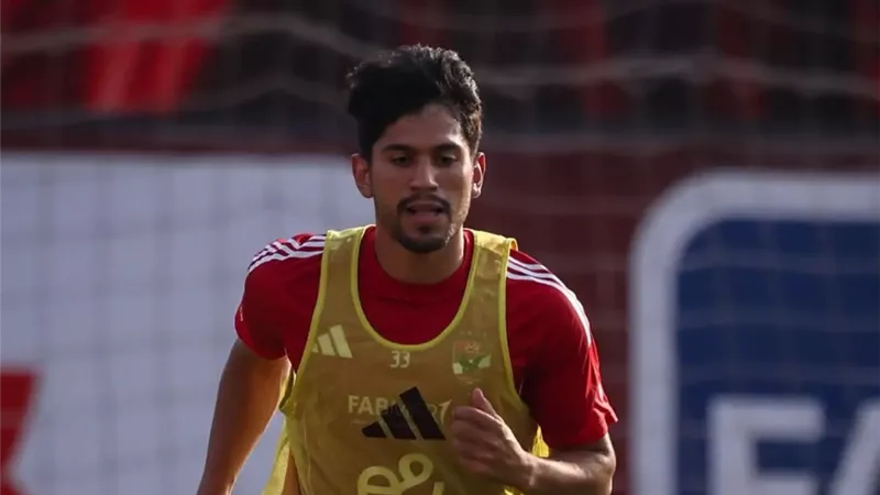 طبيب الأهلي: الأشعة أثبتت إصابة شكري بشد في العضلة الأمامية