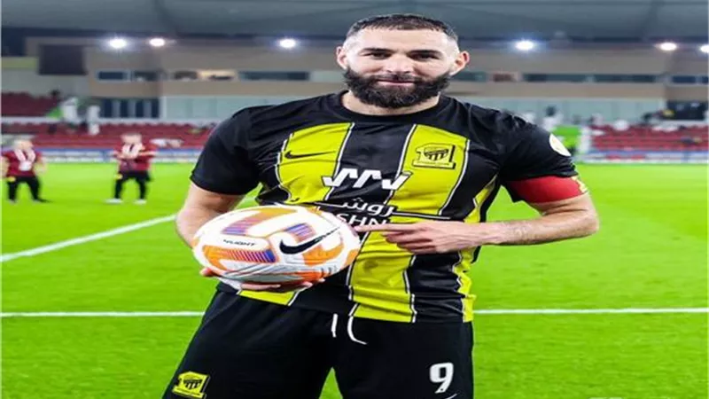 بنزيما يقود اتحاد جدة أمام النصر في نصف نهائي السوبر السعودي