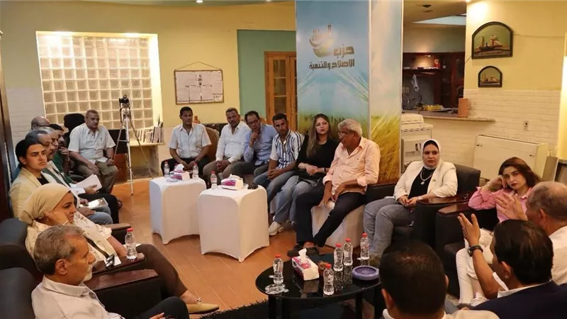 اللجنةالعليا لحزب الإصلاح والتنمية تناقش معاييراختيارمرشحى النواب