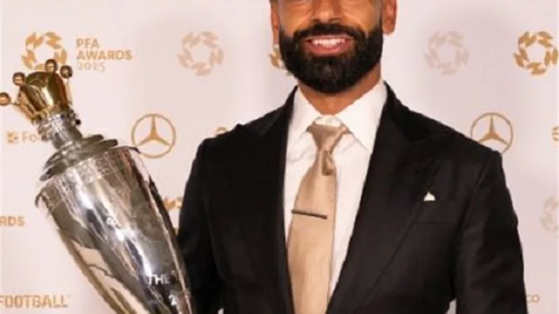محمد صلاح يوجه رسالة قوية بعد فوزه بجائزة أفضل لاعب للمرة الثالثة