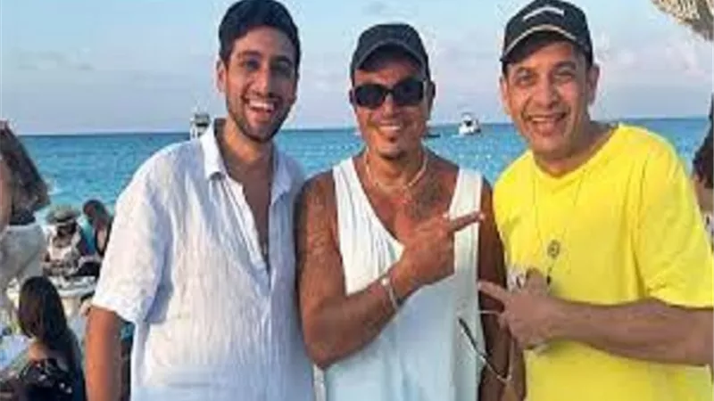 مصطفى قمر لـ عمرو دياب: 