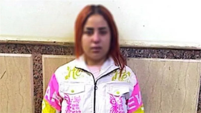 الراقصة 
