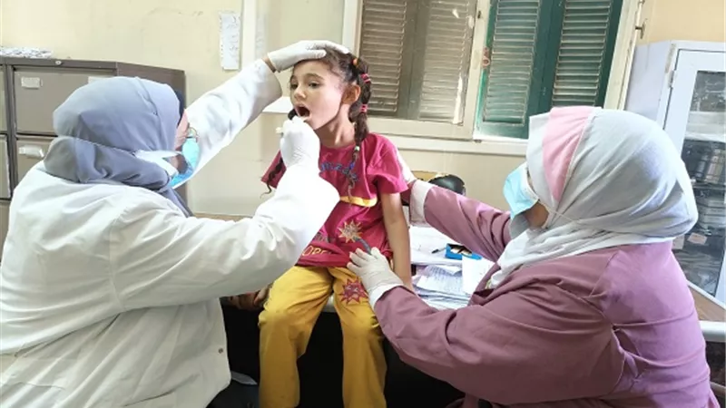 قافلة “حياة كريمة” تقدم خدماتها الطبية لأكثر من 1200 مواطن
