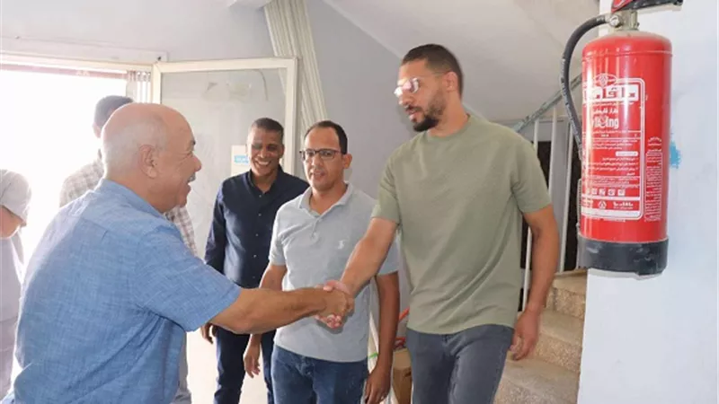 رئيس شركة مياه البحر الأحمر يلتقي رئيس مدينة رأس غارب