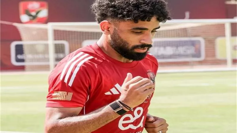 مروان عطية يواصل برنامجه التأهيلي على هامش مران الأهلي