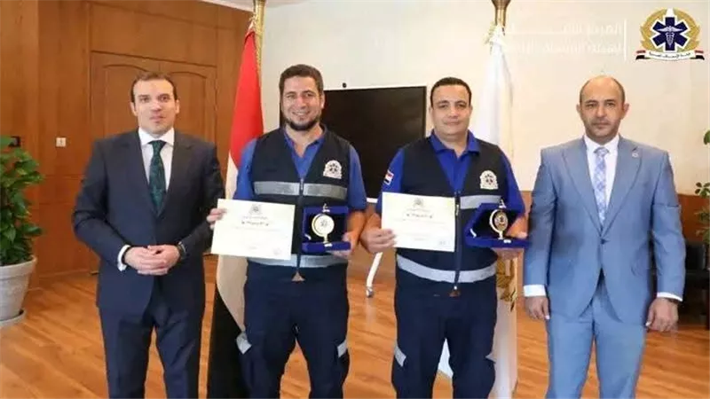 لامانتهما:تكريم المسعف والسائق ببنى سويف