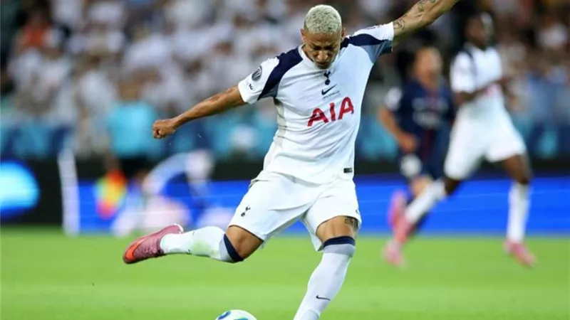 الاعلان عن الفائز بجائزة لاعب الجولة الأولى بالدورى الإنجليزى