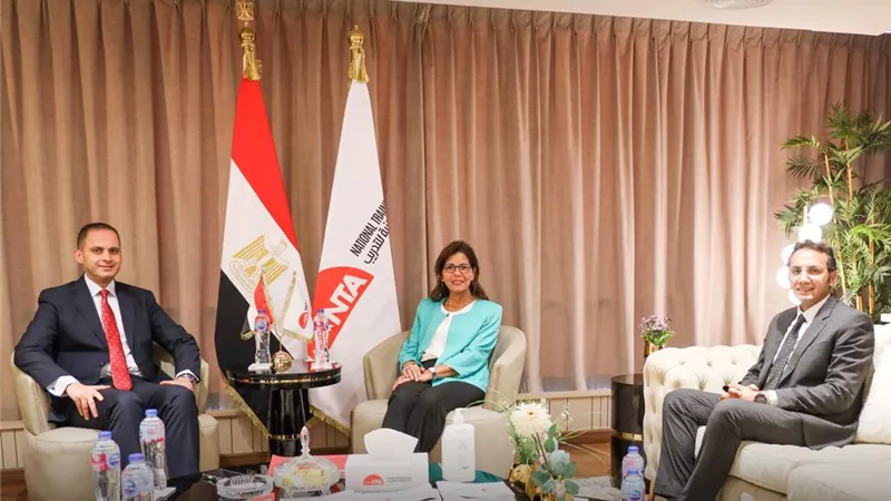 نائب وزير الصحة يبحث مع الأكاديمية الوطنية للتدريب تعزيز التعاون
