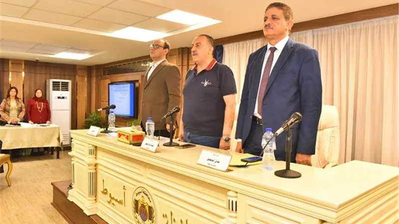 محافظ أسيوط يعلن قرارات حاسمة لإعادة تشغيل المحاجر وإنشاء مصانع جديدة