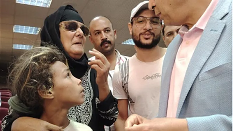 صرخة مسنة في سمالوط تحرك قلب محافظ المنيا