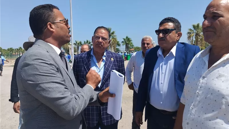 رئيس جهاز دمياط الجديدة يشهد اصطفاف معدات النظافة