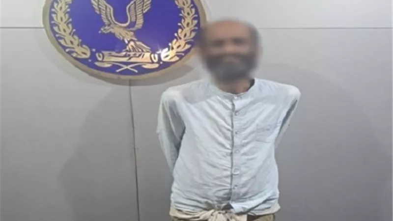 الداخلية تكشف ملابسات فيديو لتعدى شخص على قطة بعصا خشبية