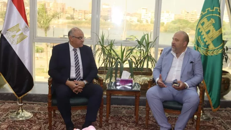 محافظ القليوبية يستعين بخبير تجميل لمتابعة مصاب حريق الشدية ببنها