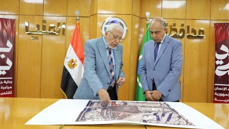 تطوير ميدان الشهداء بمدخل المنيا الشرقى