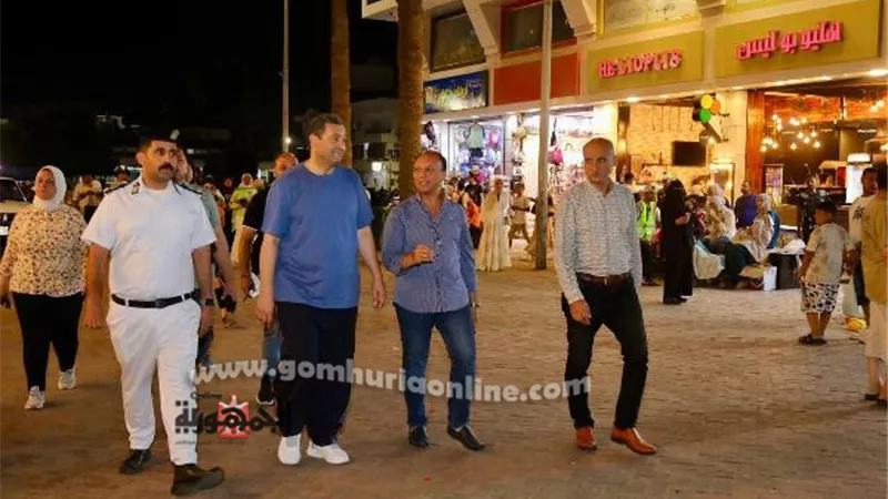 محافظ دمياط يجرى جولة مسائية برأس البر