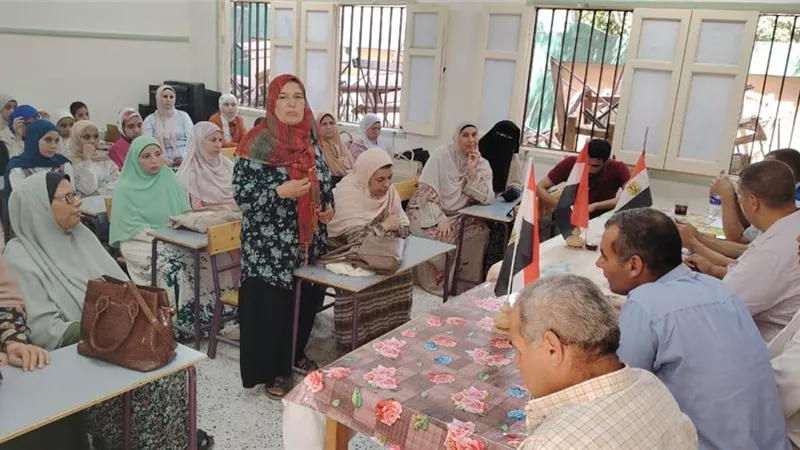 قافلة سكانية شاملة لأهالي قرية عرفان بالبحيرة..صور