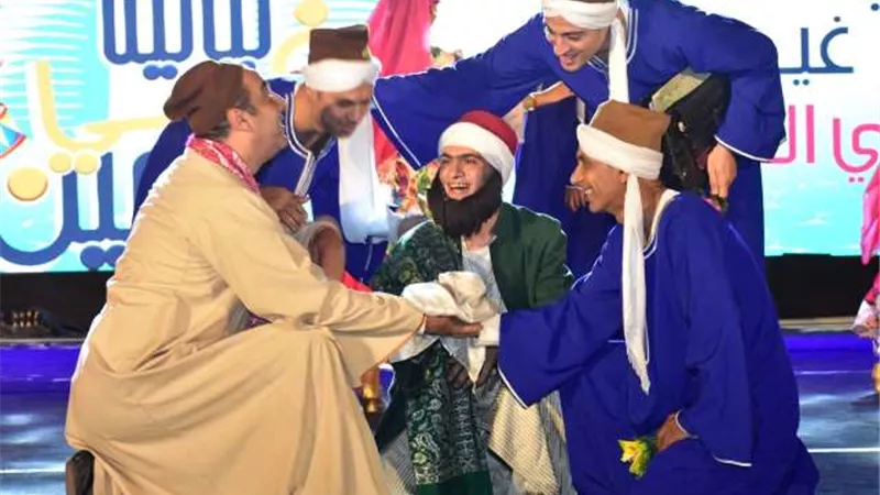 وزير الثقافة يشهد عروض الوزارة ضمن مهرجان 