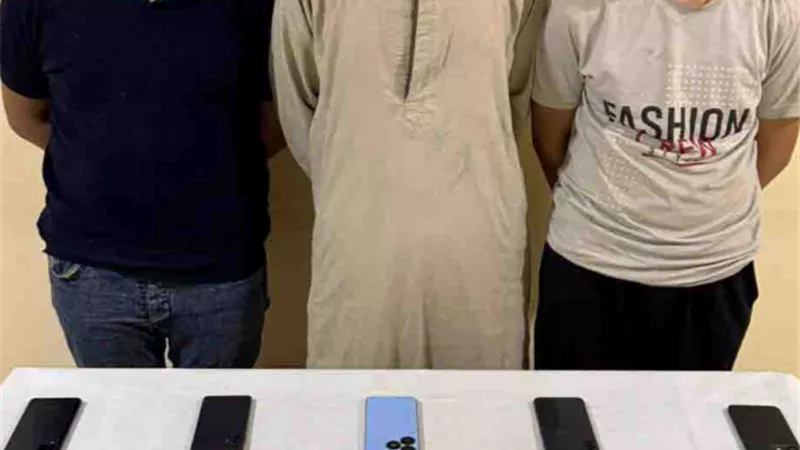 سقوط 3 متهمين بالمنيا انتحلوا صفة موظفي بنوك للنصب على المواطنين