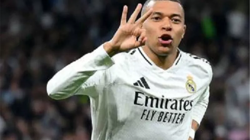 مبابي يُحقق رقماً مذهلاً فى مباراة ريال مدريد وأوفييدو