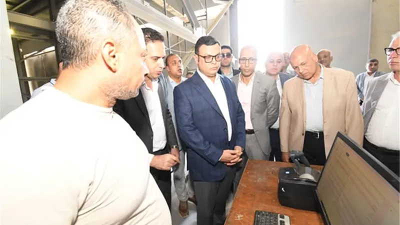 وزير الإسكان يتفقد محطة الصرف الصحي بالأندلس بالقاهرة الجديدة