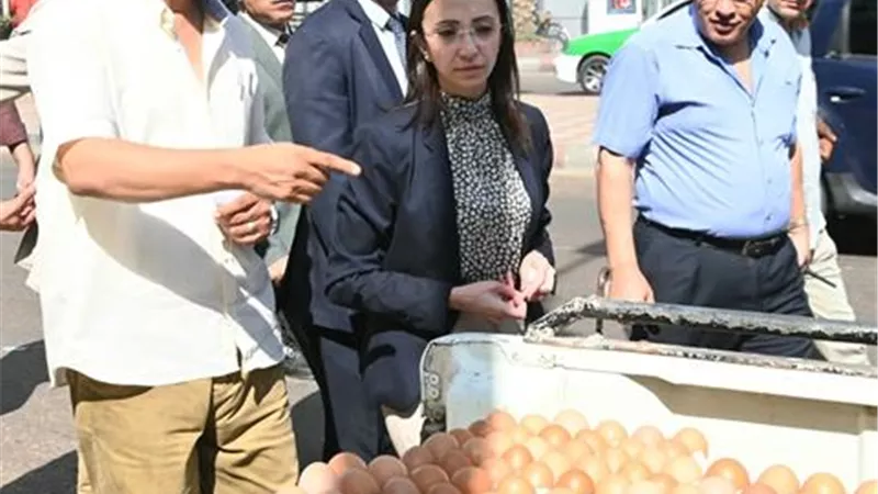 قوافل غذائية متنقلة تجوب البحيرة بأسعار مخفضة