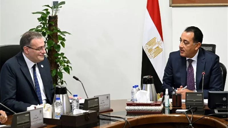 مدبولي يتابع مع رئيس 