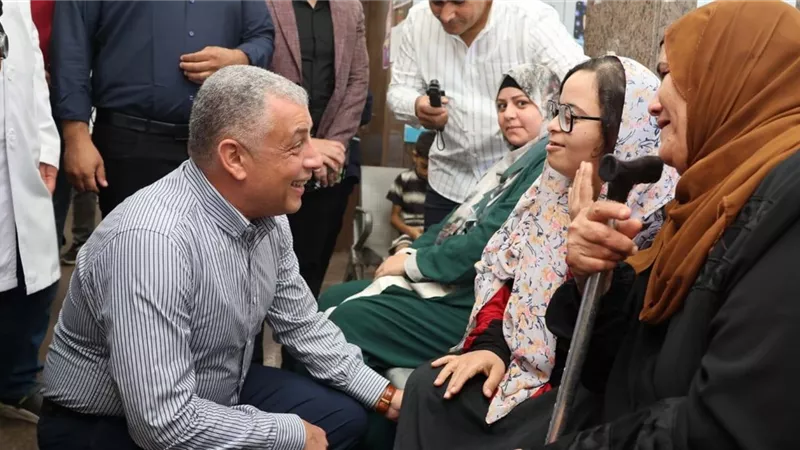 محافظ الإسماعيلية يطمئن على جودة الخدمات بمستشفى فايد التخصصي.صور