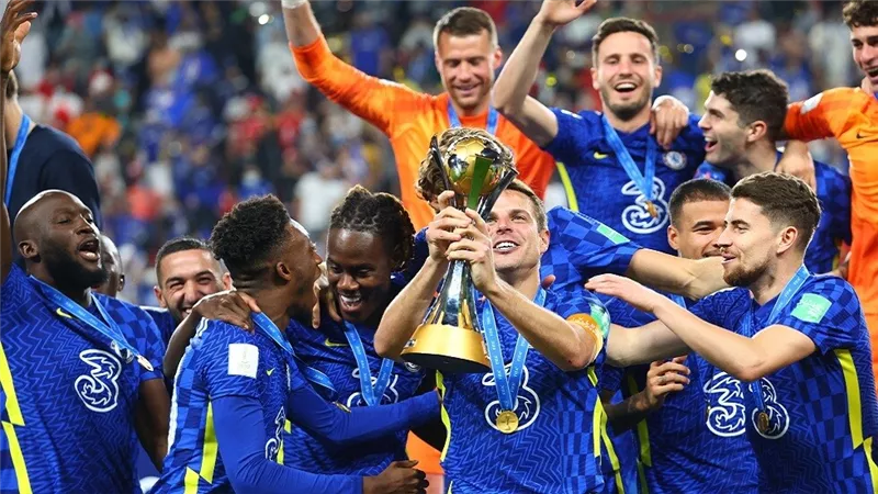 دورتموند يعلن التعاقد مع نجم تشيلسى لمدة 5 مواسم