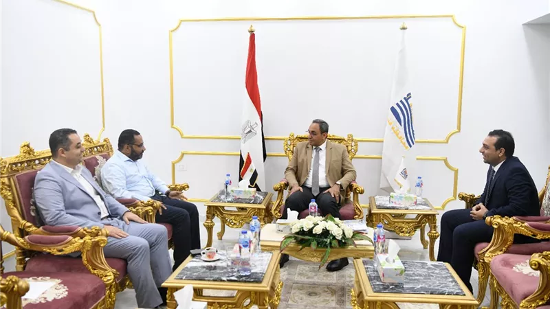 محافظ قنا يستقبل مساعد وزير الصحة لمتابعة المبادرات الرئاسية