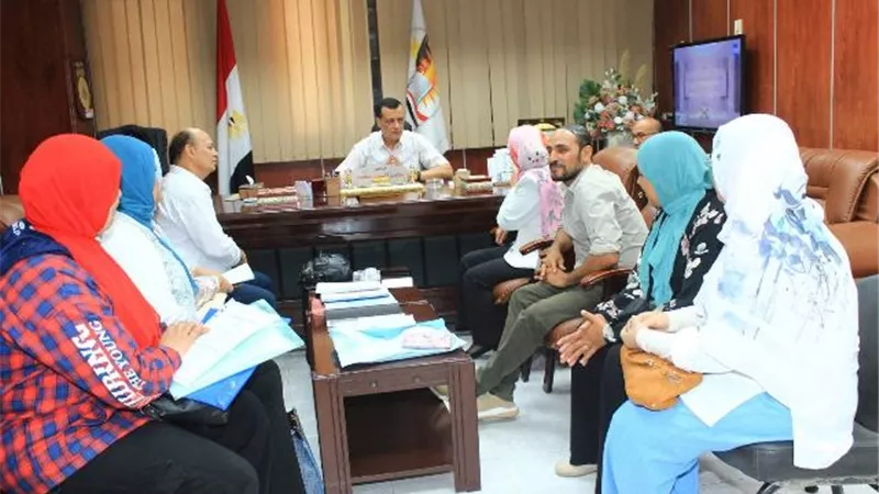 10مدارس للمنافسة على