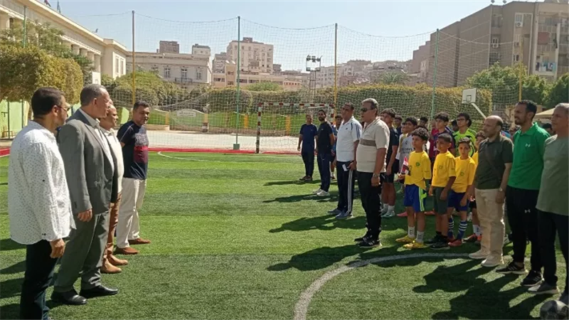 وكيل وزارة التعليم بأسيوط يشهد انطلاق دورة كرة القدم للمدارس