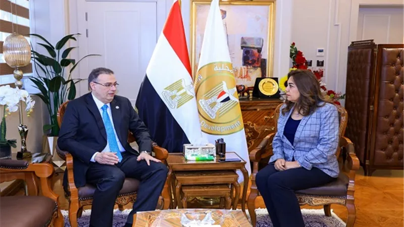 تعاون مشترك بين البيئة والجهاز المركزي للتنظيم والإدارة