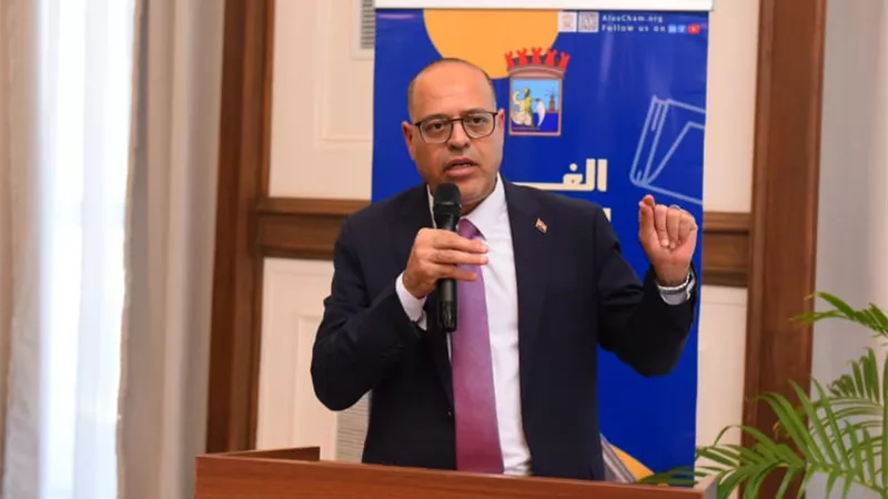 جبران: قانون العمل الجديد يحقق الأمان الوظيفي.. ويشجع على الاستثمار