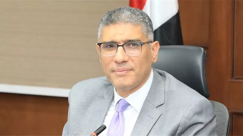 محافظ الجيزة يوجّه بسرعة بحث حالة صاحب محل دهانات في إمبابة