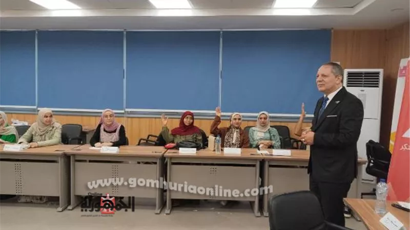 رئيس جامعة دمياط يفتتح فعاليات مبادرة 