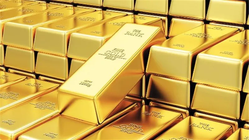 الذهب يتجه لتسجيل ارتفاع شهري وسط ترقب لبيانات تضخم أميركية