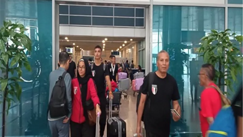 بعثة ألعاب القوي للناشئين تعود إلي القاهرة بعد تفوقها بالبطولة العربية