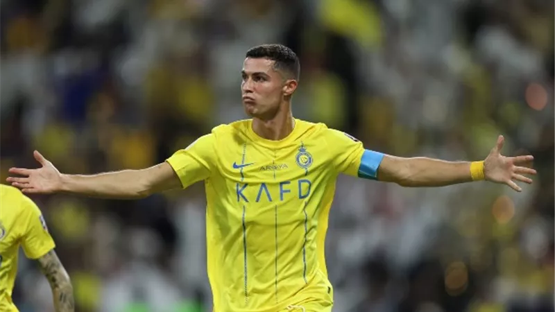 كريستيانو يقود هجوم النصر أمام التعاون في الدوري السعودي