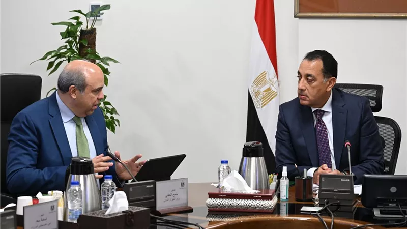 مبنى 4 نقلة نوعية في مستوى الخدمات والبنية التحتية بمطار القاهرة