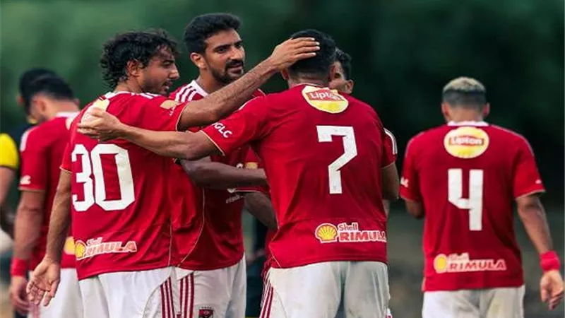 محمد شريف يقود الهجوم..تشكيل الأهلي أمام بيراميدز الليلة