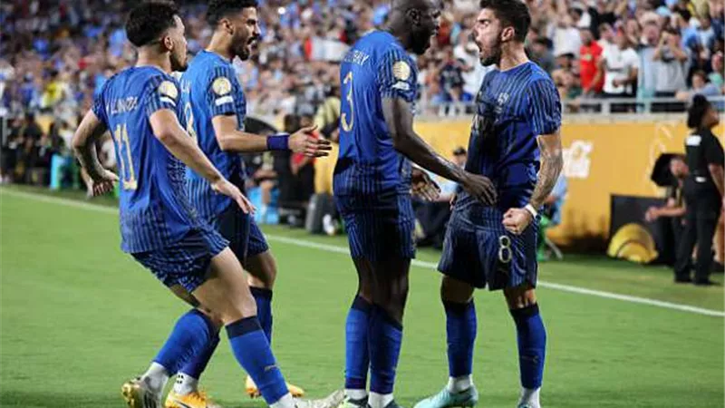 تشكيل الهلال أمام الرياض.. الدوسري ومالكوم في الهجوم