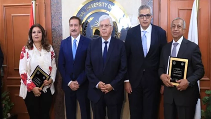 وزير التعليم العالي يفتتح مقر جامعة مدينة السادات الأهلية