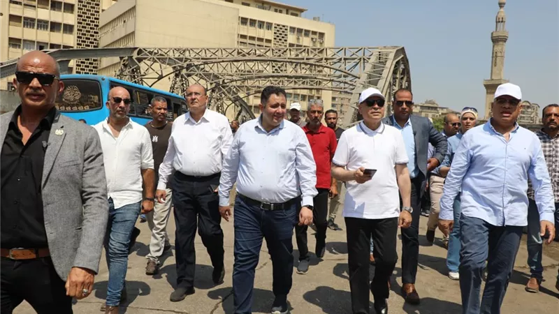 محافظ القاهرة: نقل ألف سيارة من ميدان رمسيس لموقف أحمد حلمى الإثنين المقبل