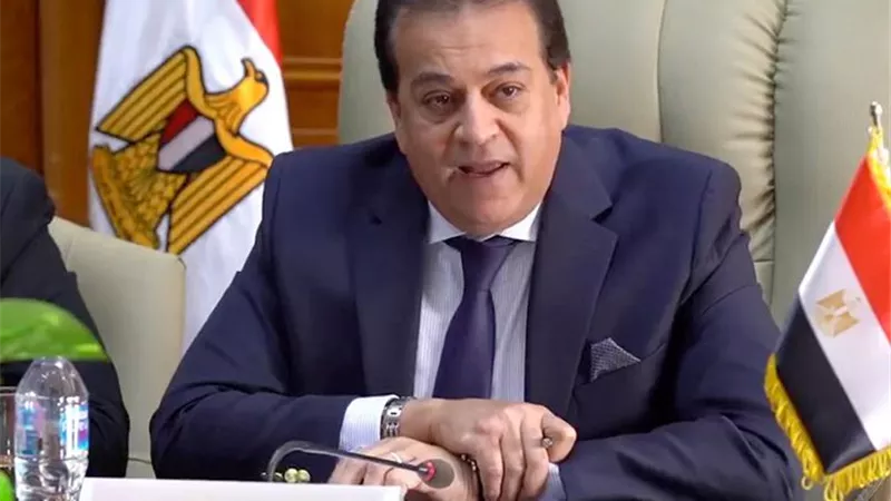 الصحة: 3 وفيات و54 مصابًا في حادث انقلاب قطار بمطروح والدفع بـ 30 سيارة إسعاف