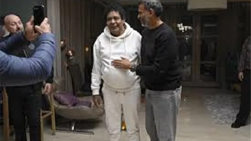 محمد منير يطرح 