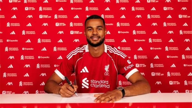 ليفربول يعلن عن تجديد عقد كودي جاكبو .. واللاعب يعلق