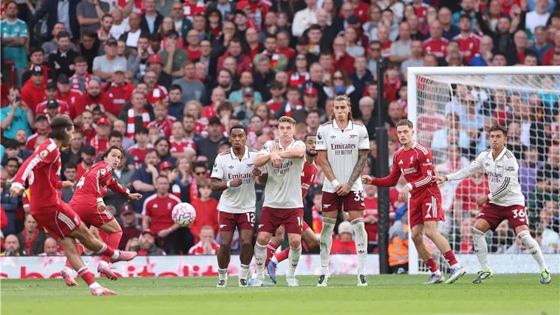 سوبوسلاي رجل مباراة ليفربول وآرسنال في الدوري الإنجليزي