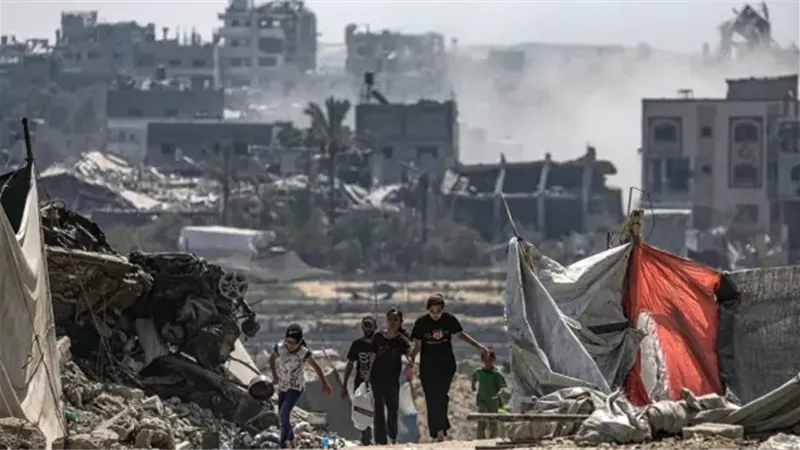إعلام إسرائيلي: حدثٌ أمنيٌ صعبٌ يجري الآن في غزة