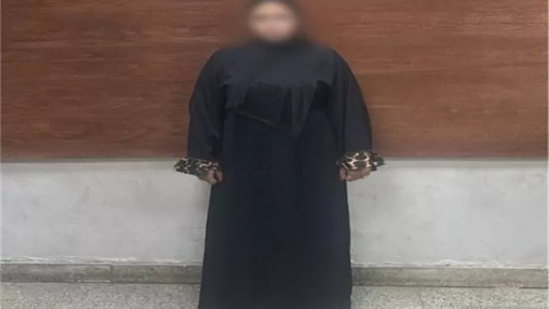 حبس ربة منزل لتعديها على سيدة بشفرة موس